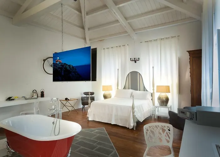 Marina Harbour & Lounge 4* كالياري