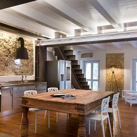 Guest house Marina Harbour & Lounge Cagliari