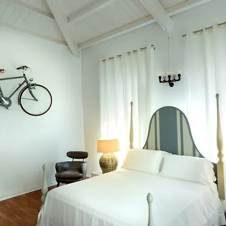 Casa de hóspedes Marina Harbour & Lounge 4*